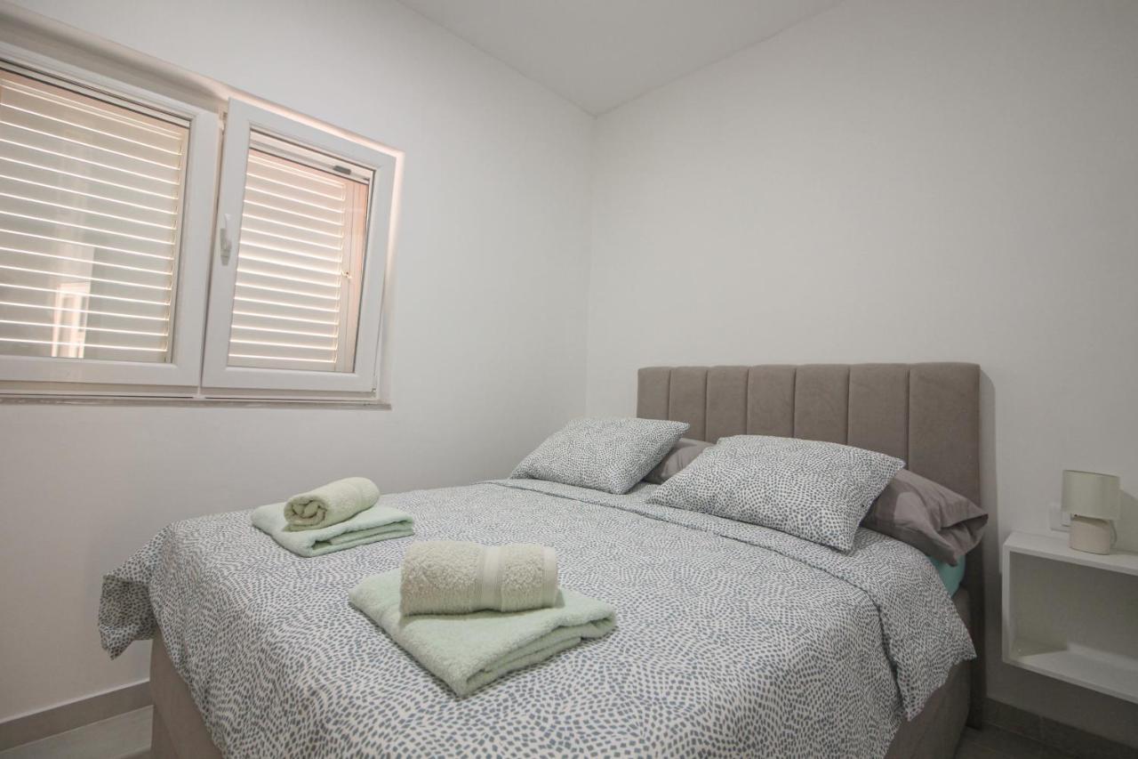 Apartman Toni Rogoznica  Bagian luar foto